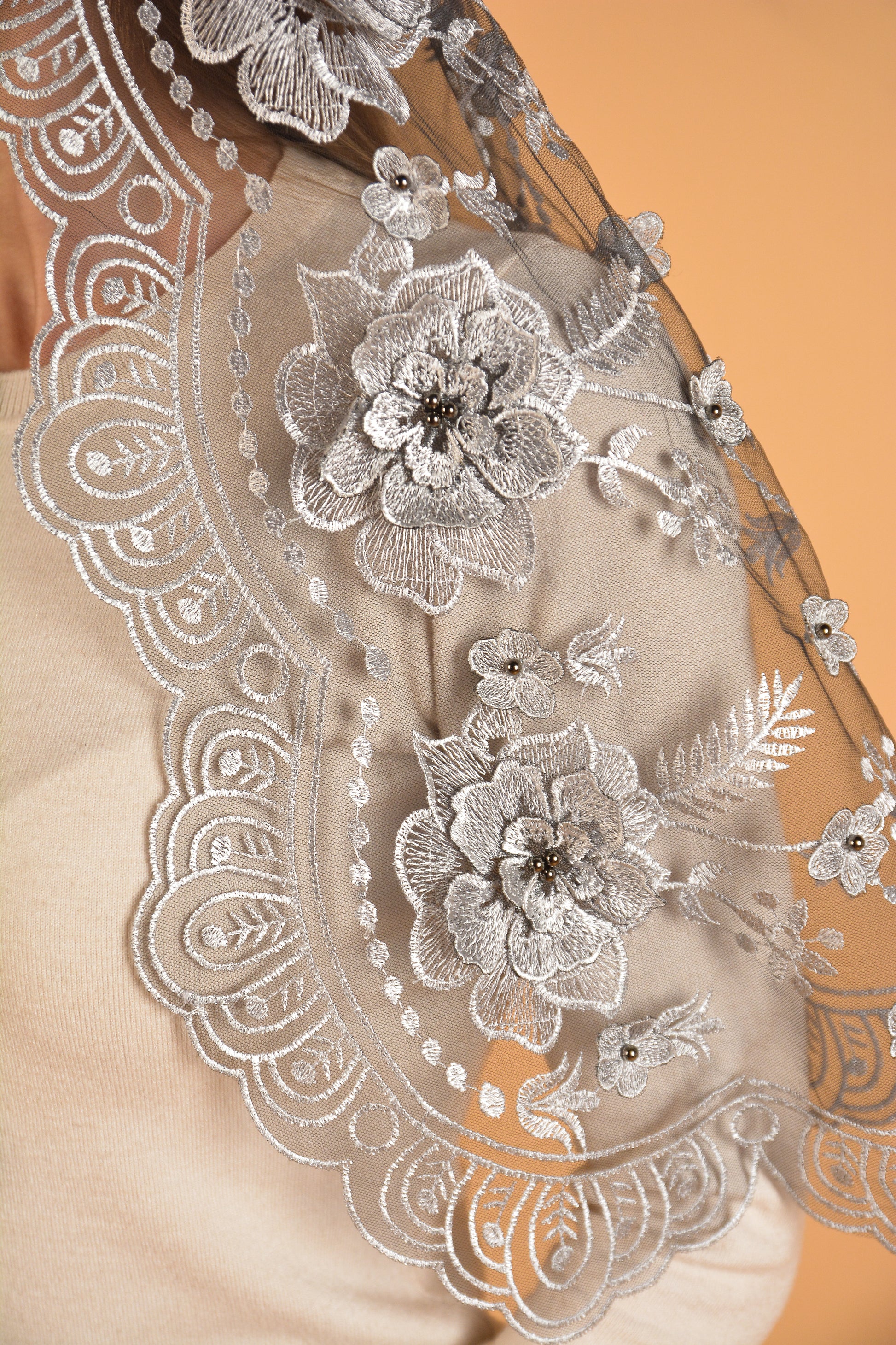 3D Long Grey Mantilla - MariaVeils