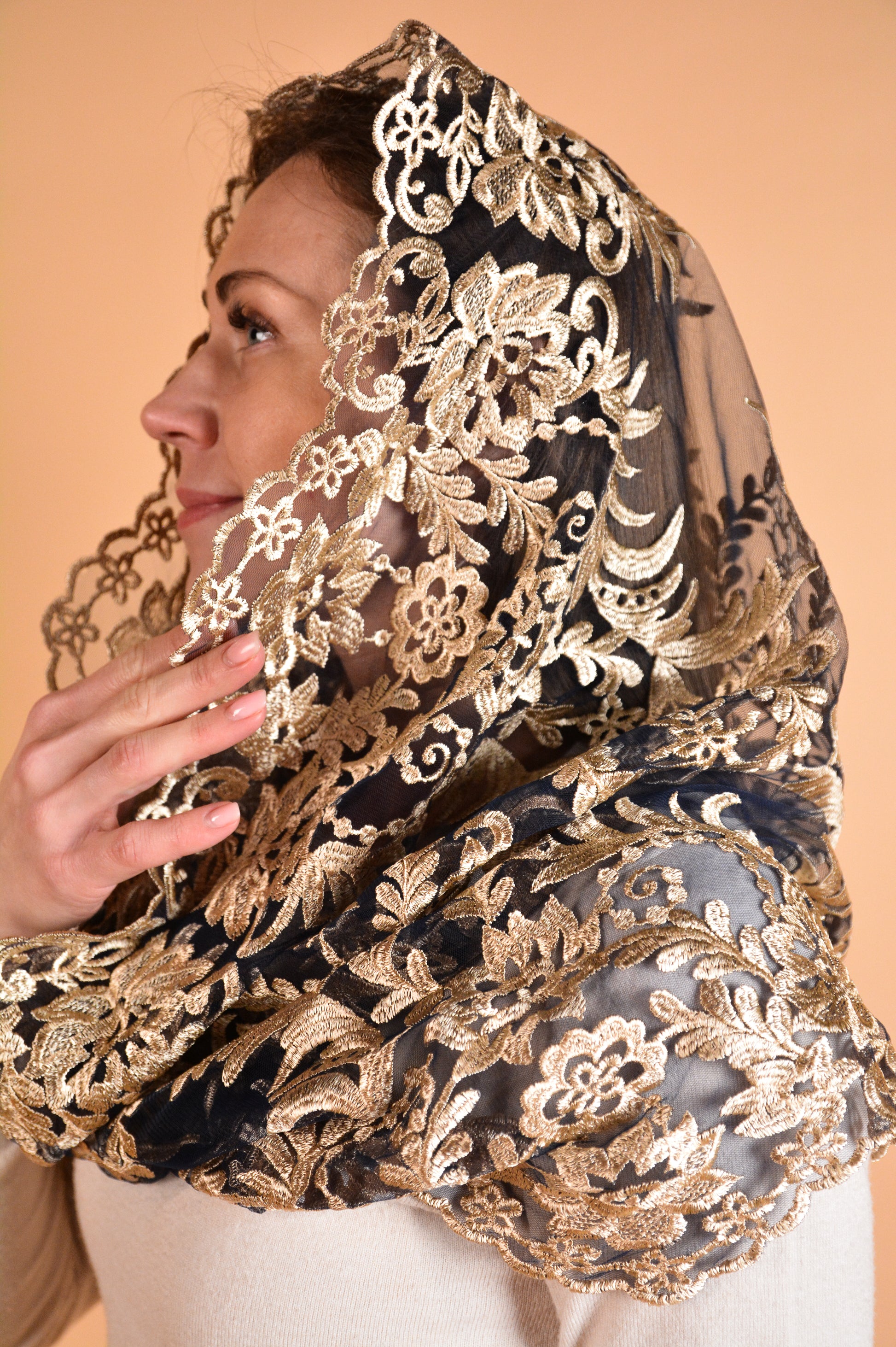 Gold Infinity Veil - MariaVeils