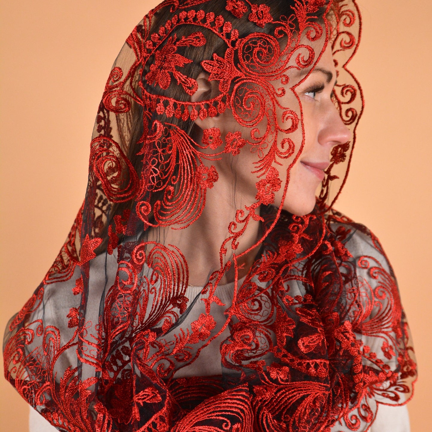 NEW! Red Infinity Veil - MariaVeils