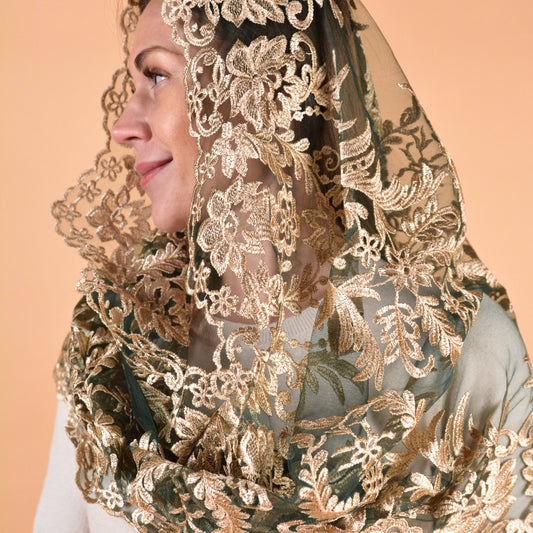 GOLD & GREEN MANTILLA - MariaVeils