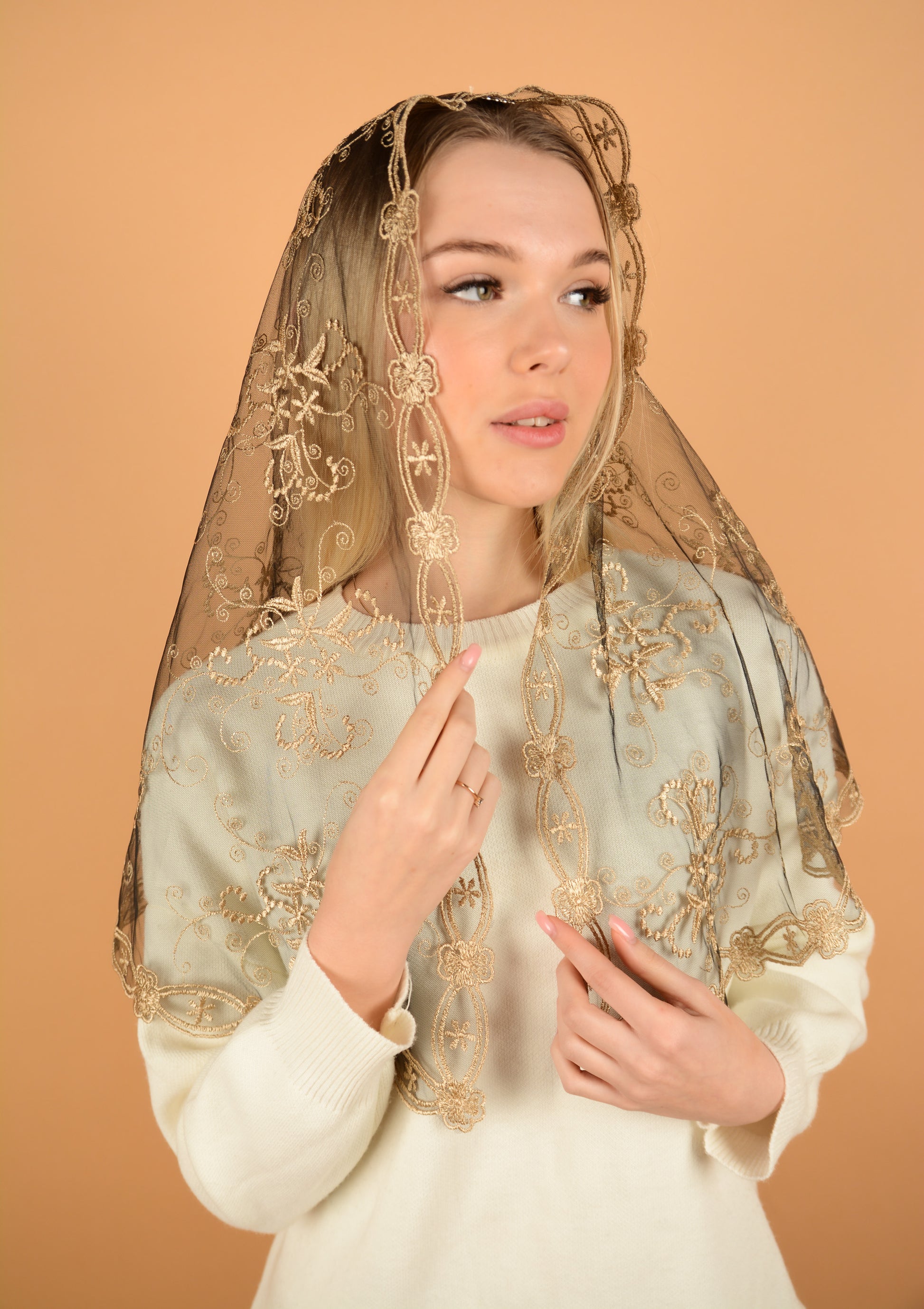 Gold lace veil - MariaVeils