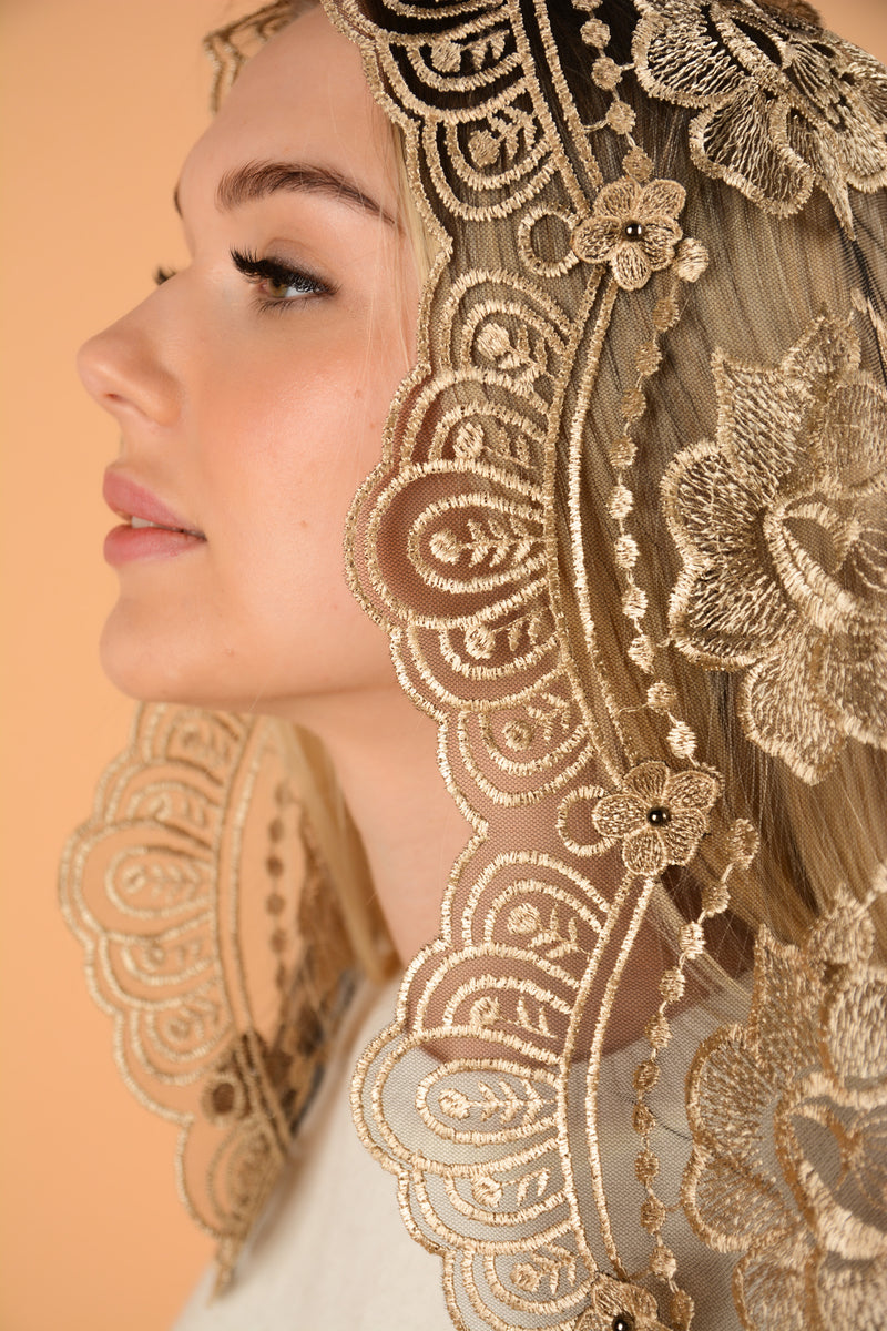 Short 3D Gold Veil - MariaVeils