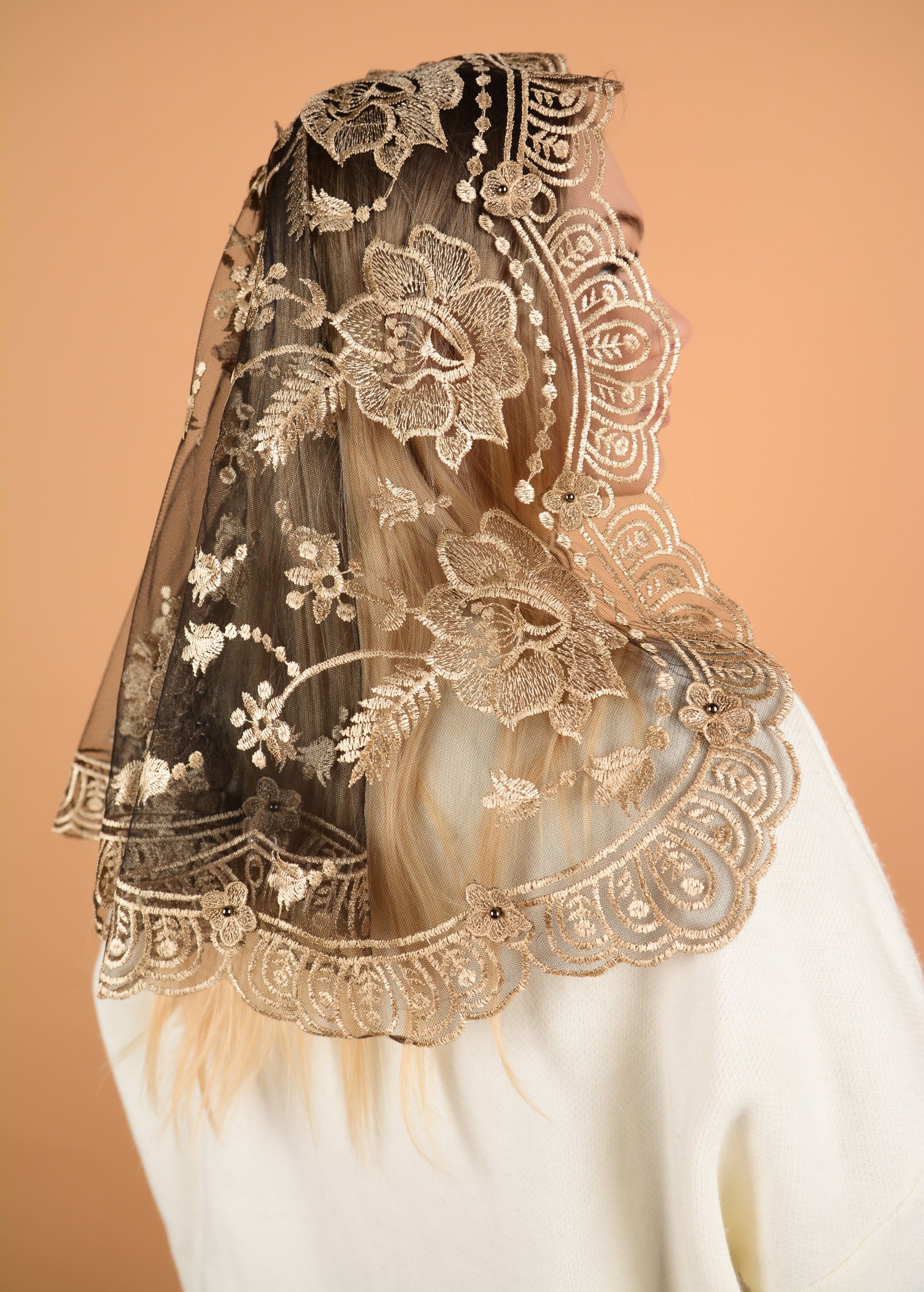 Short 3D Gold Veil - MariaVeils