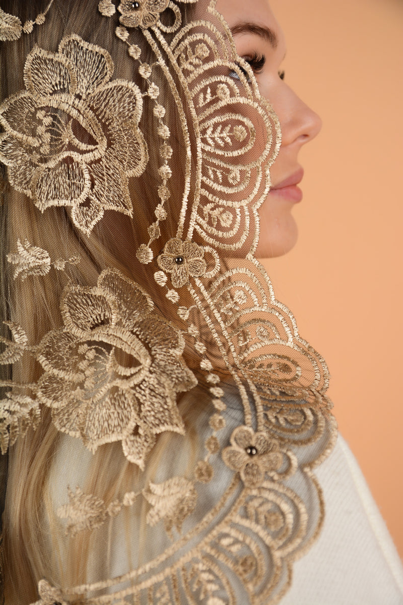 Short 3D Gold Veil - MariaVeils
