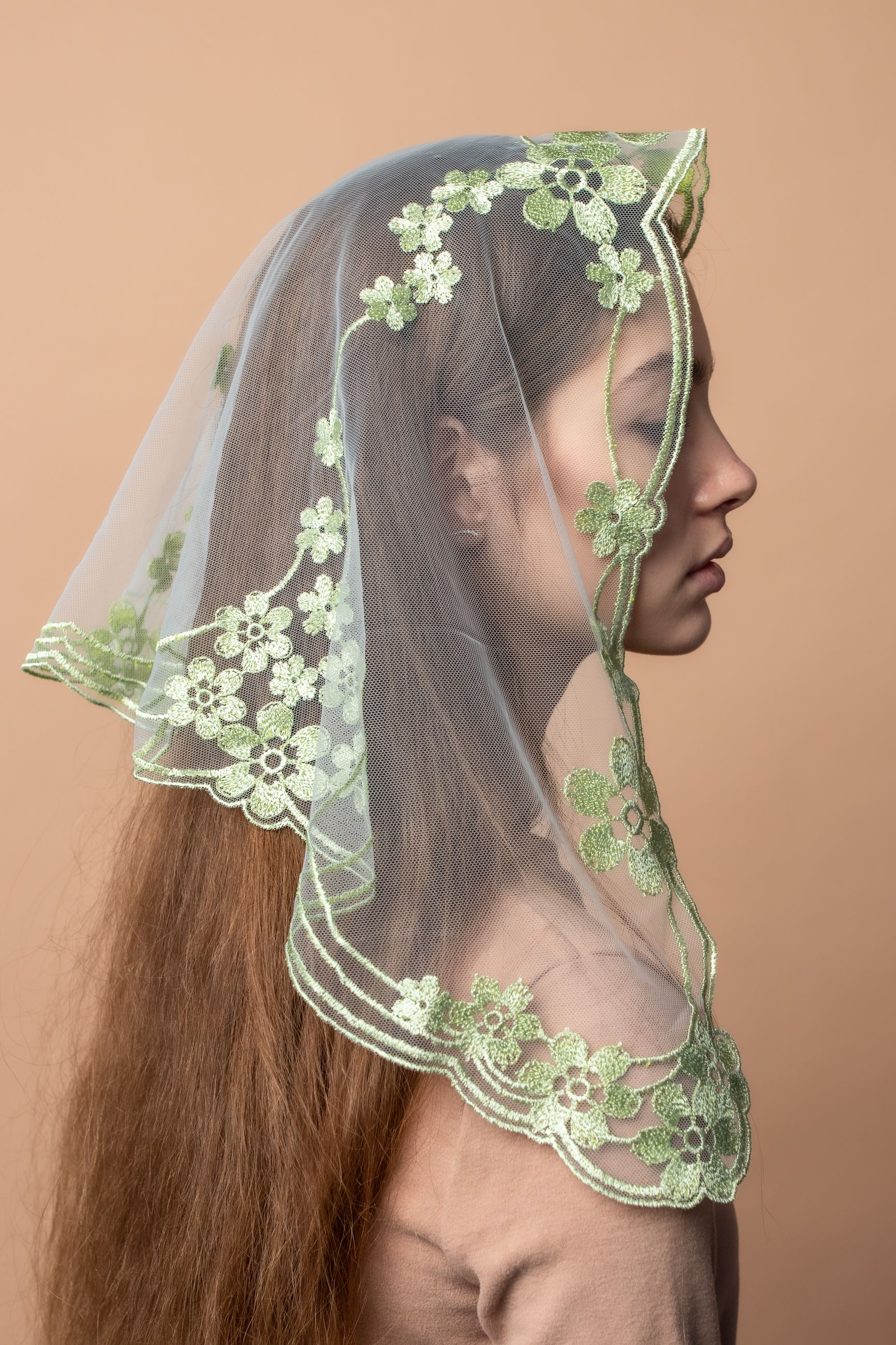 NEW COLOR Bestseller! Pistachio lace veil - MariaVeils