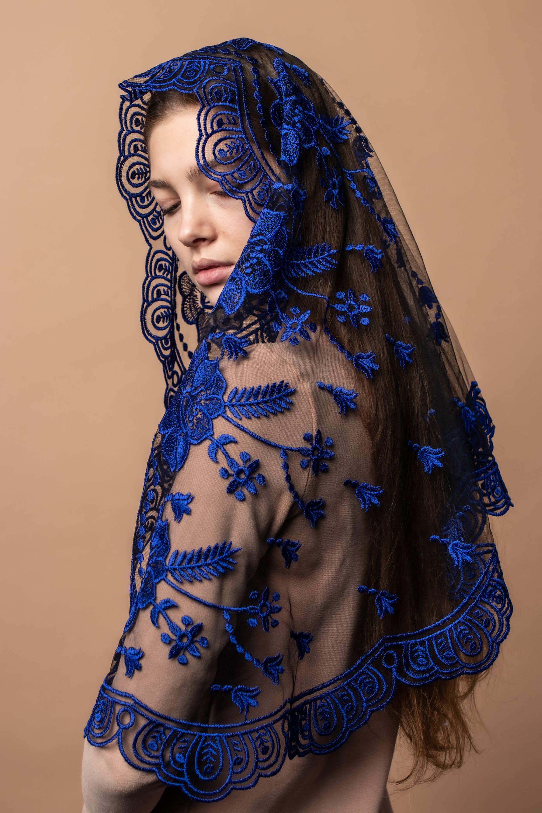 Blue Chapel Veil Mantilla - MariaVeils