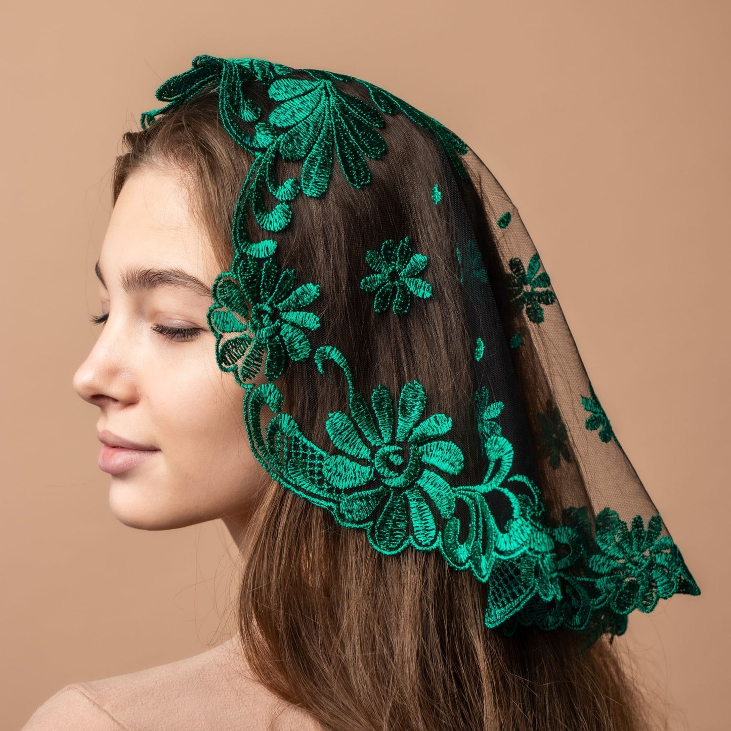 NEW!! Bestseller veil in new green color - MariaVeils