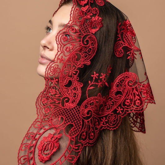 Triangle chapel veil with floral design - MariaVeils