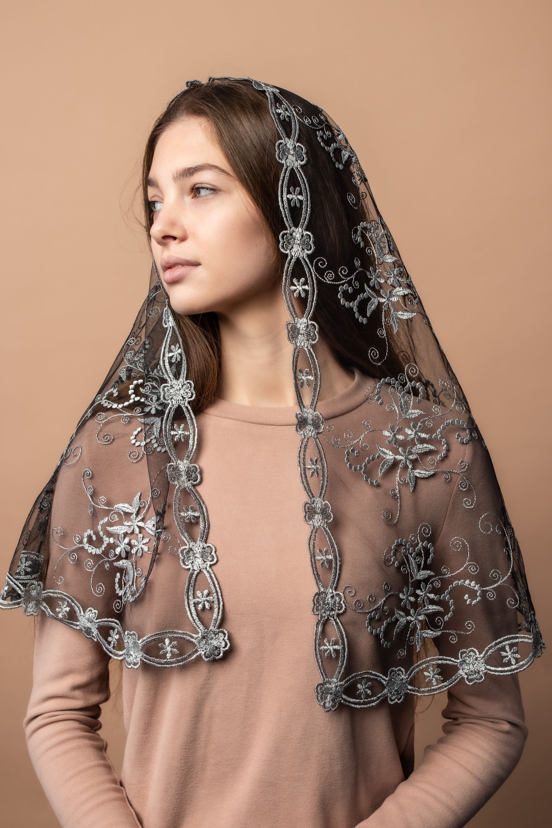 Grey lace chapel veil - MariaVeils