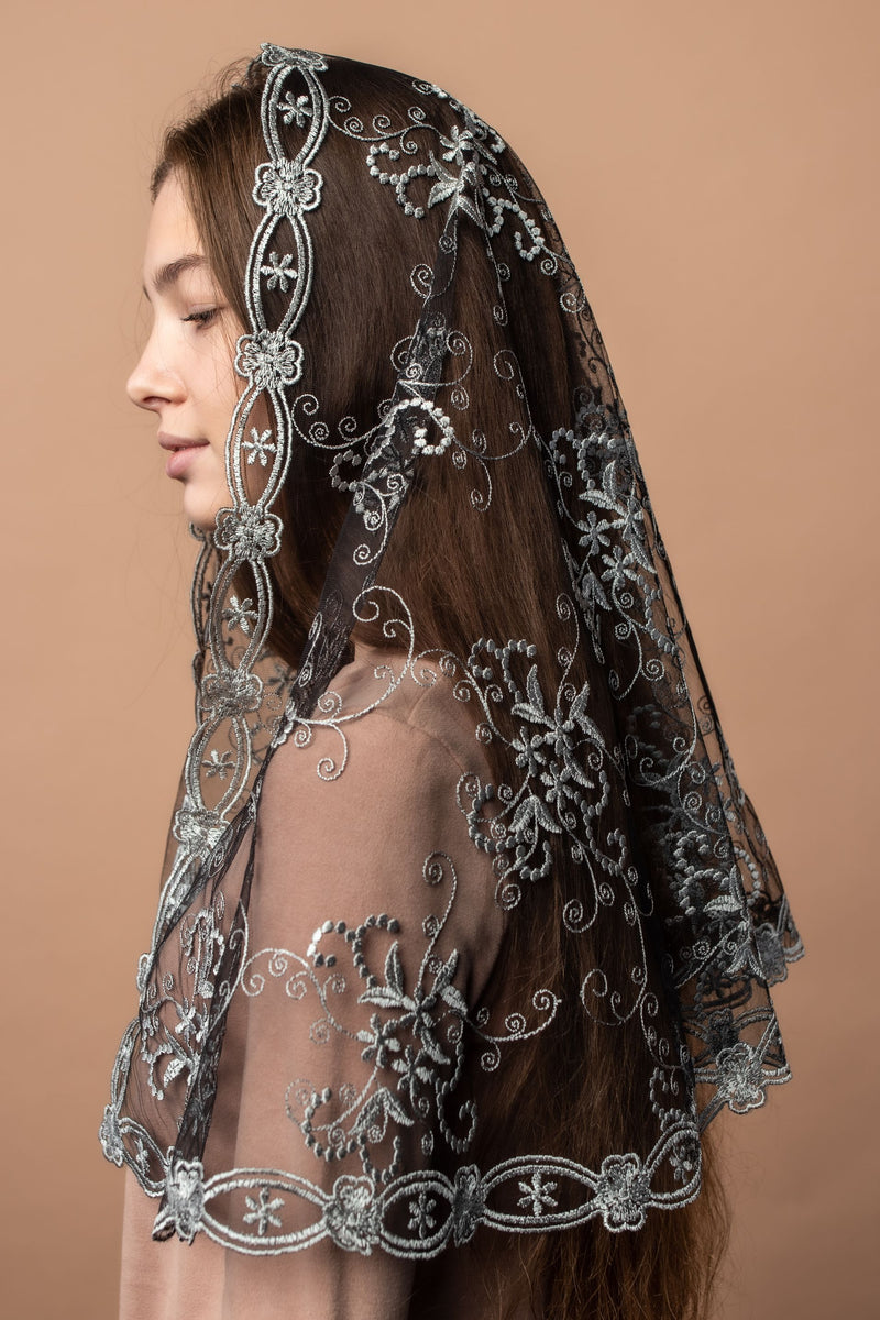 Grey lace chapel veil - MariaVeils