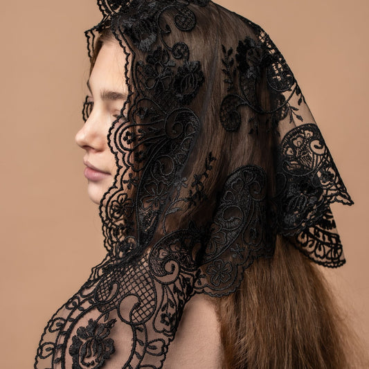Black chapel veil with flowers - MariaVeils