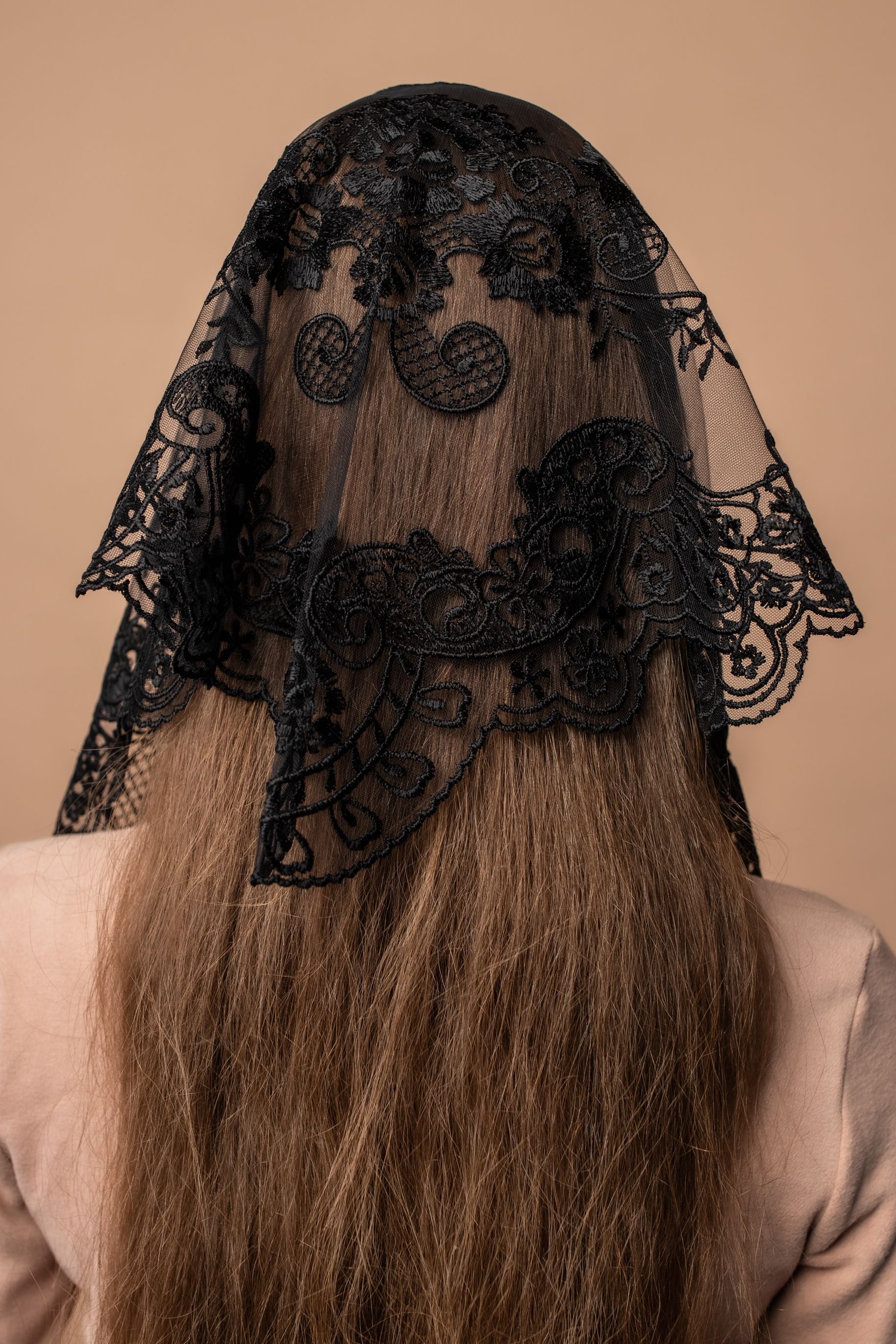 Black chapel veil with flowers - MariaVeils