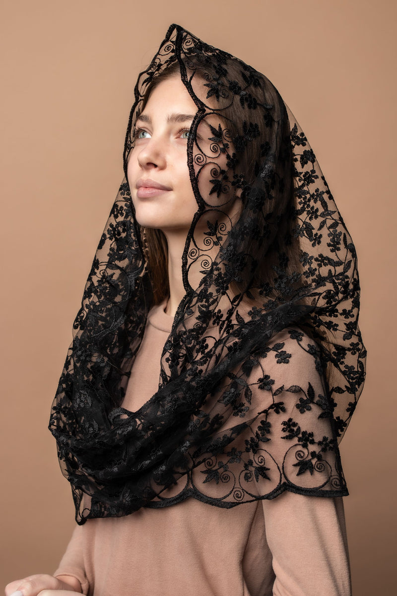 Black Lace scarf - MariaVeils