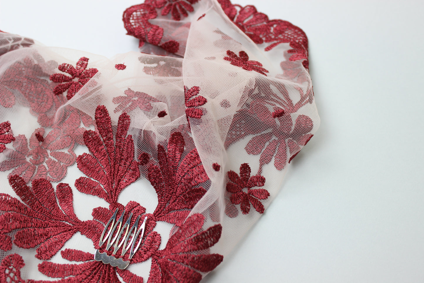 NEW!! Bestseller veil in new burgundy color - MariaVeils