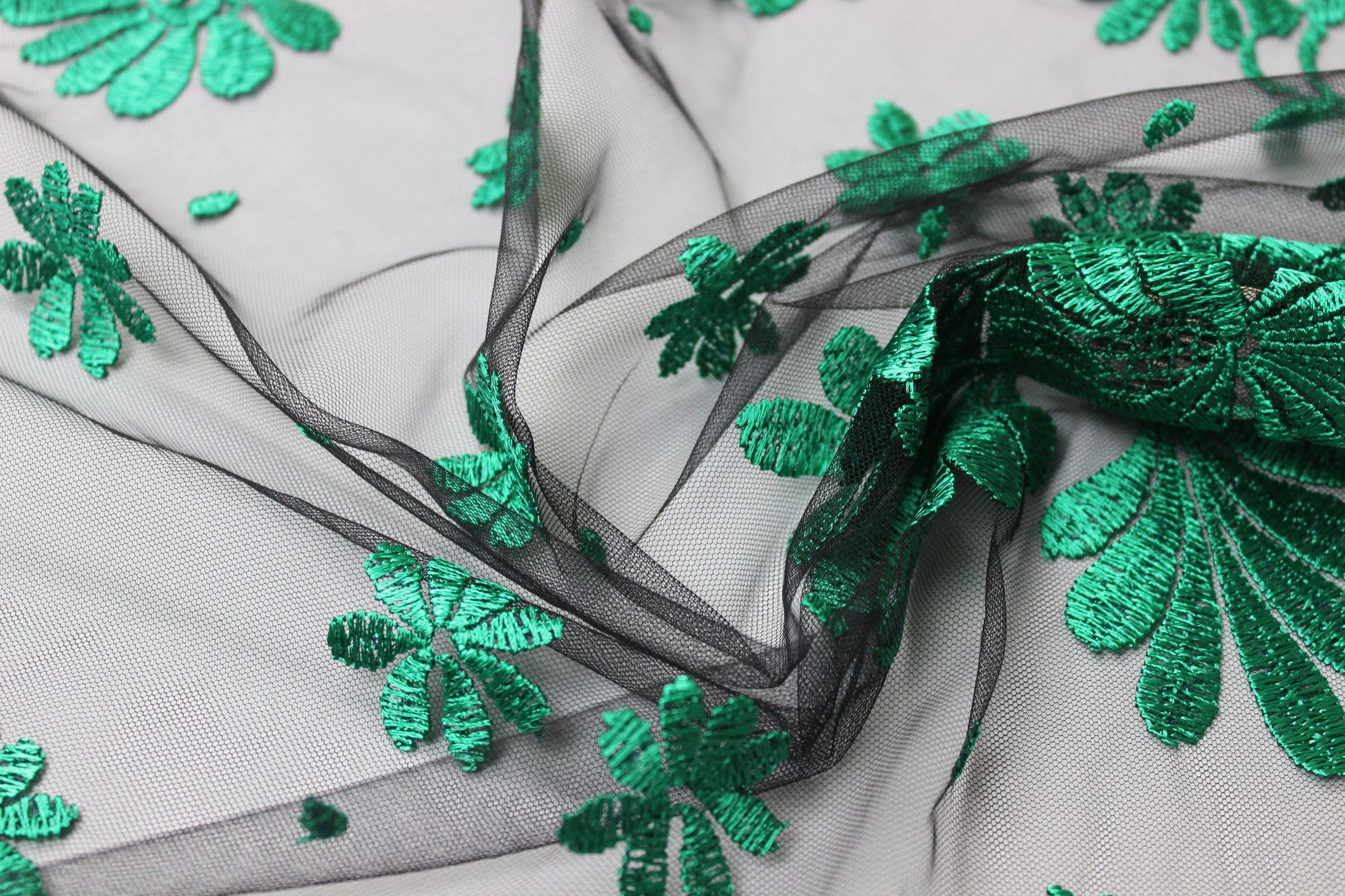 NEW!! Bestseller veil in new green color - MariaVeils