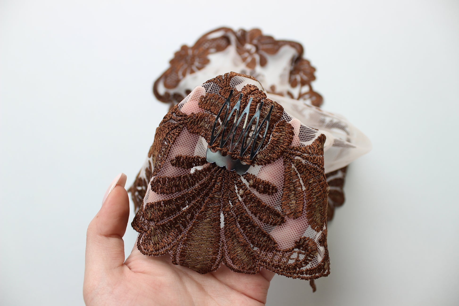NEW!! Bestseller veil in new brown color - MariaVeils