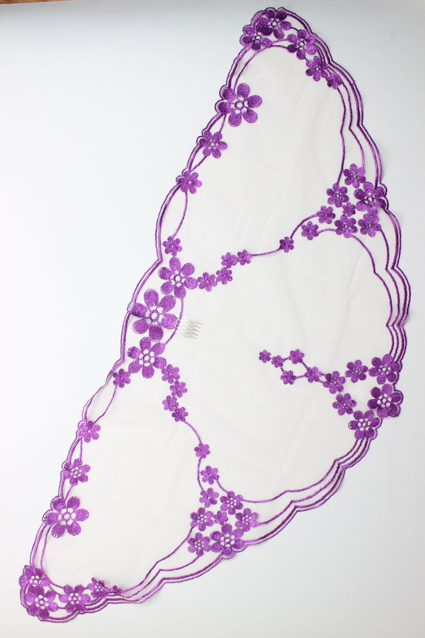 NEW COLOR Bestseller! Purple lace veil - MariaVeils