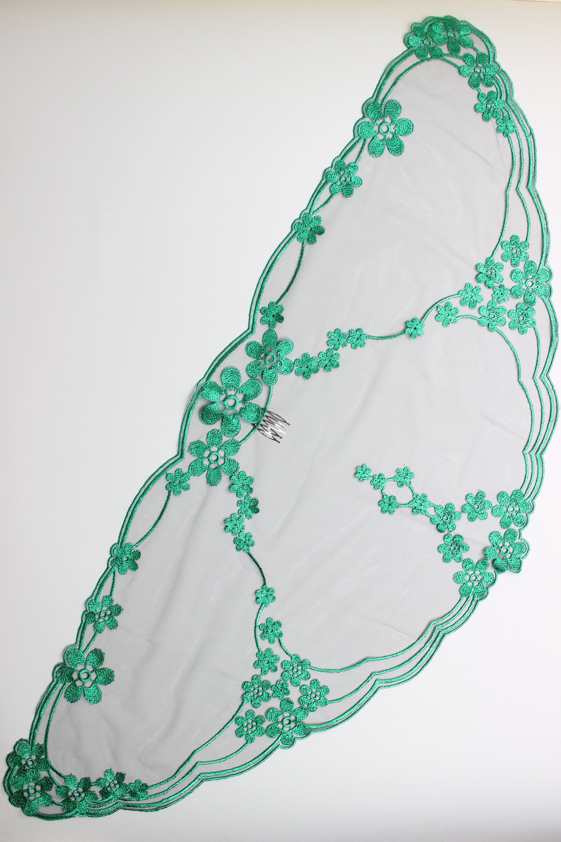 NEW COLOR Bestseller! Green lace veil - MariaVeils