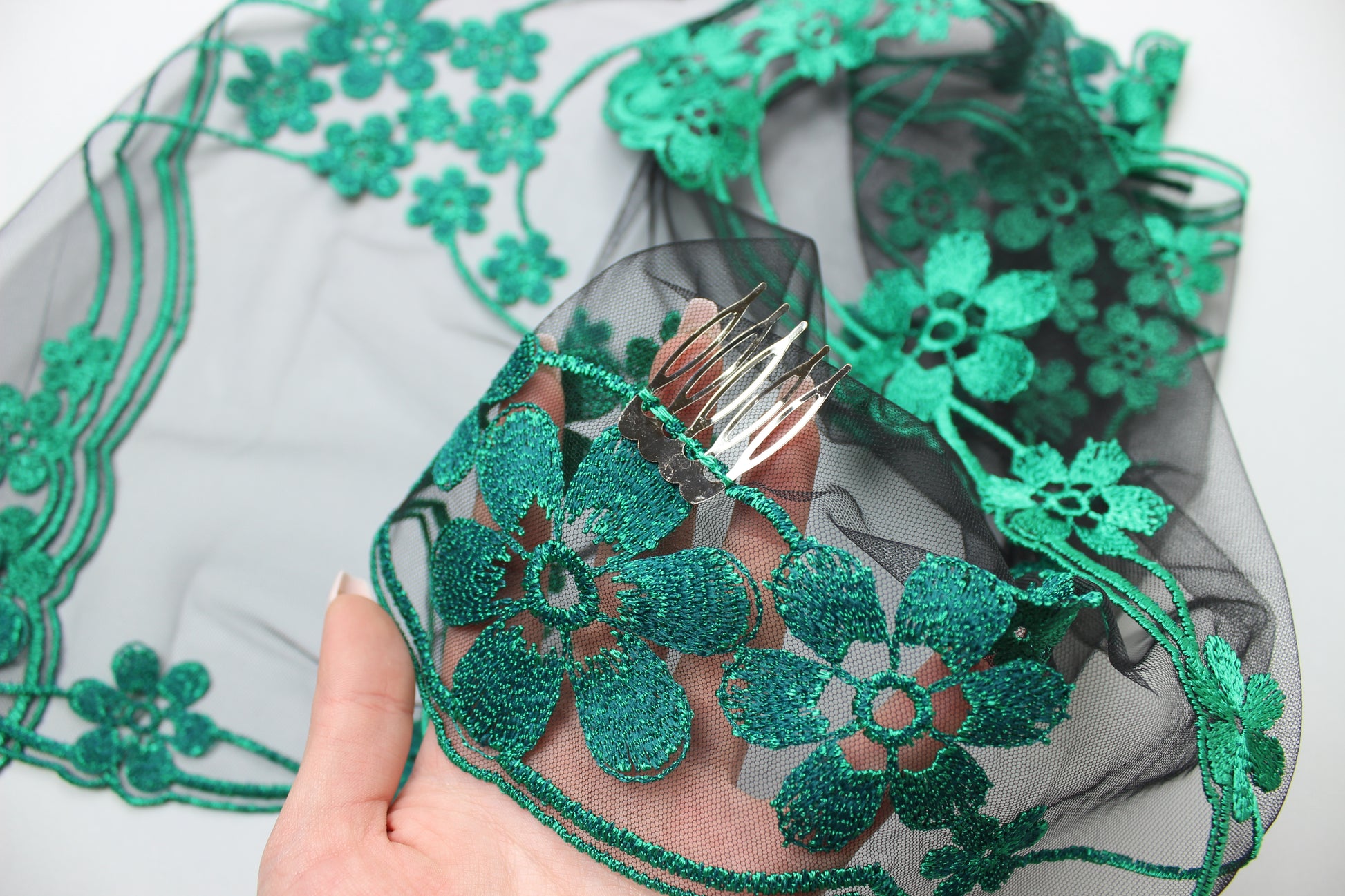 NEW COLOR Bestseller! Green lace veil - MariaVeils