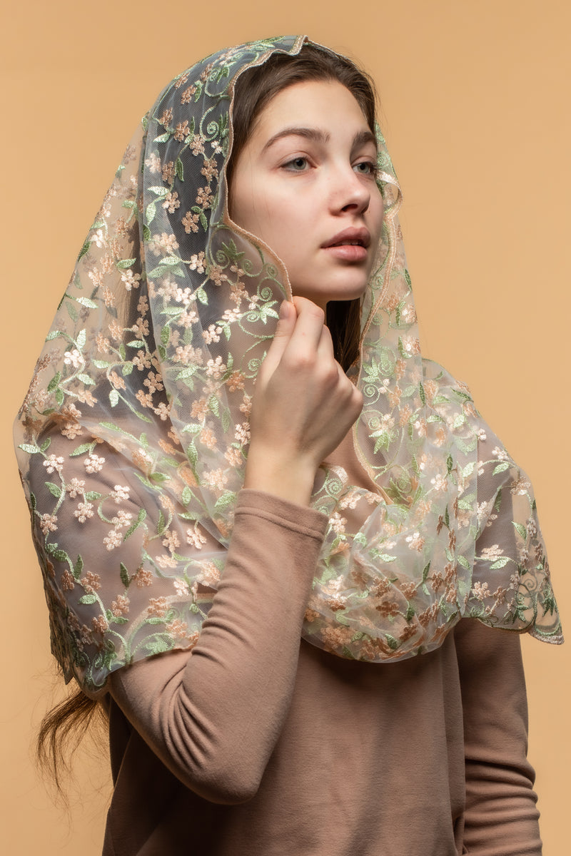 NEW!! Infinity chapel veil with floral design - MariaVeils