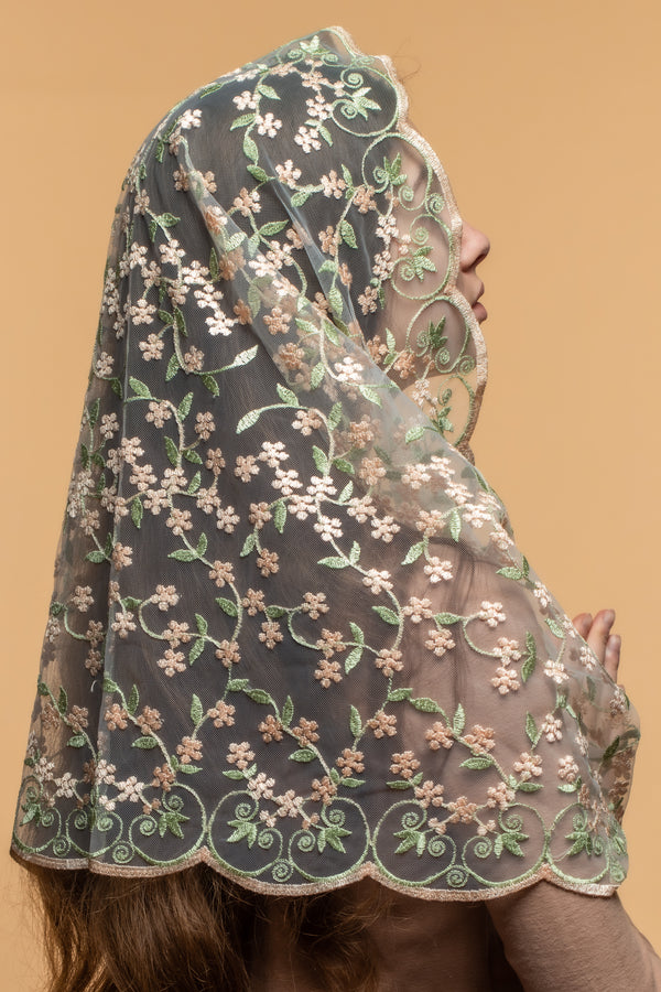 NEW!! Infinity chapel veil with floral design - MariaVeils