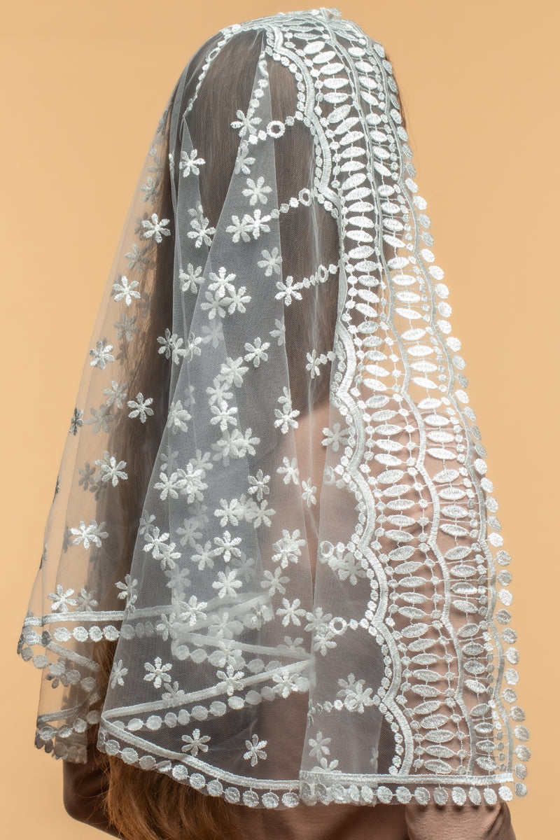 Traditional Catholic white  lace veil - MariaVeils