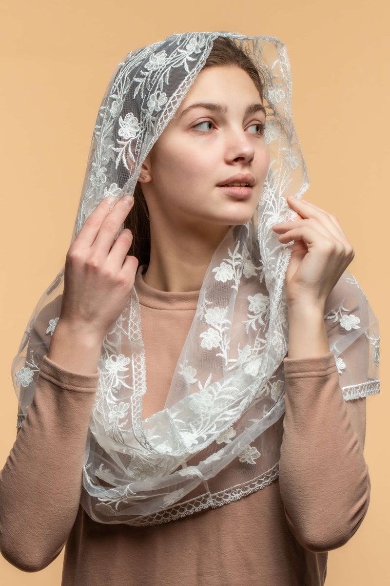 Floral infinity chapel veil - MariaVeils