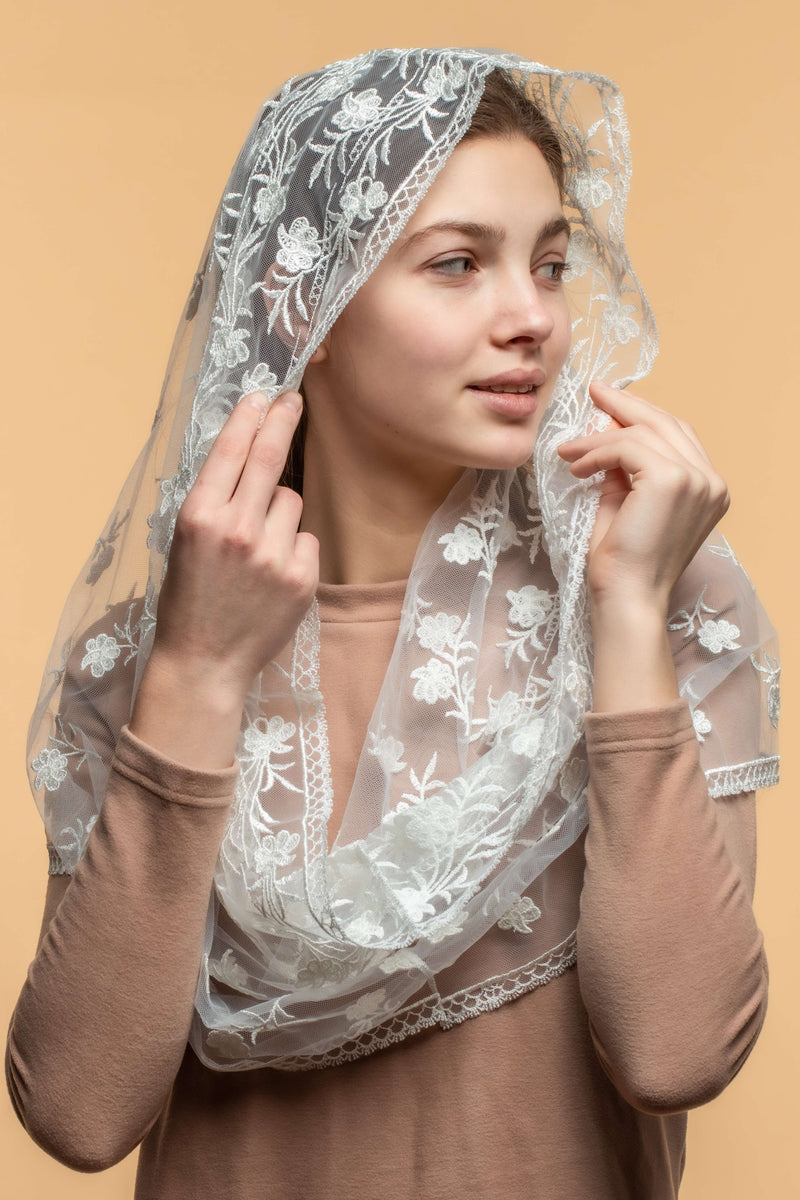 Floral infinity chapel veil - MariaVeils