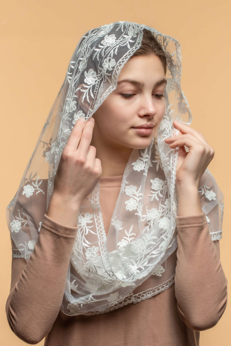 Floral infinity chapel veil - MariaVeils