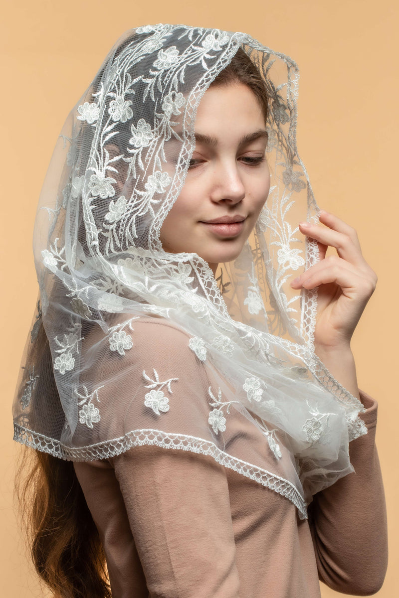 Floral infinity chapel veil - MariaVeils