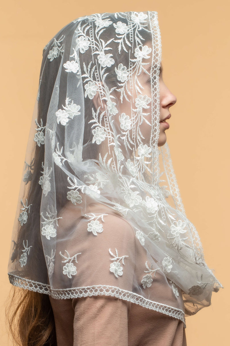 Floral infinity chapel veil - MariaVeils