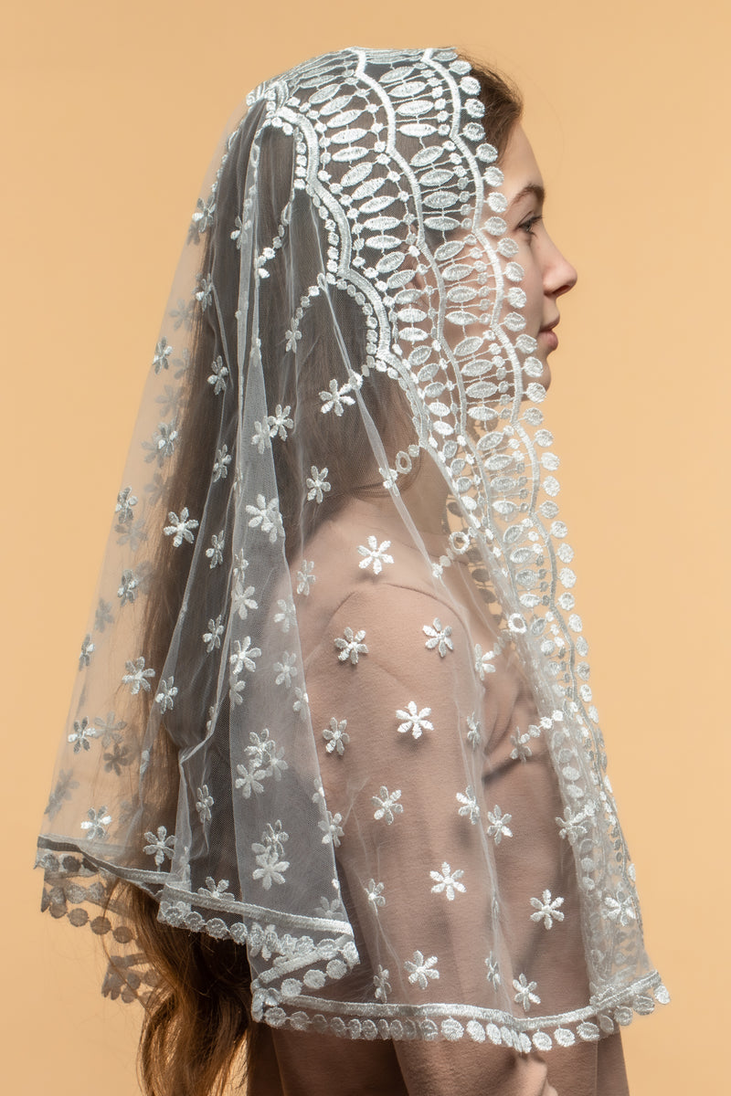 Traditional Catholic white  lace veil - MariaVeils