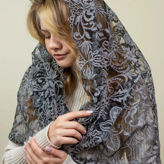 INFINITY GREY MANTILLA - MariaVeils