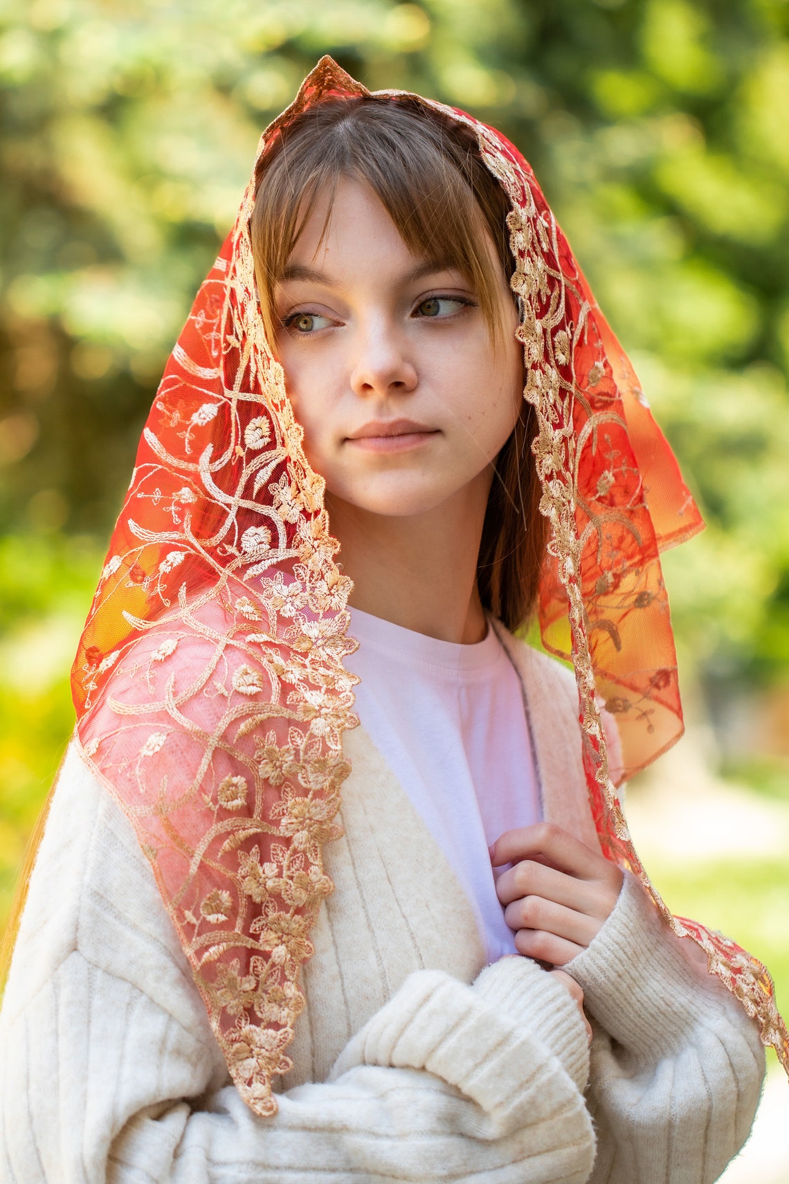 NEW! Gold triangle veil - MariaVeils