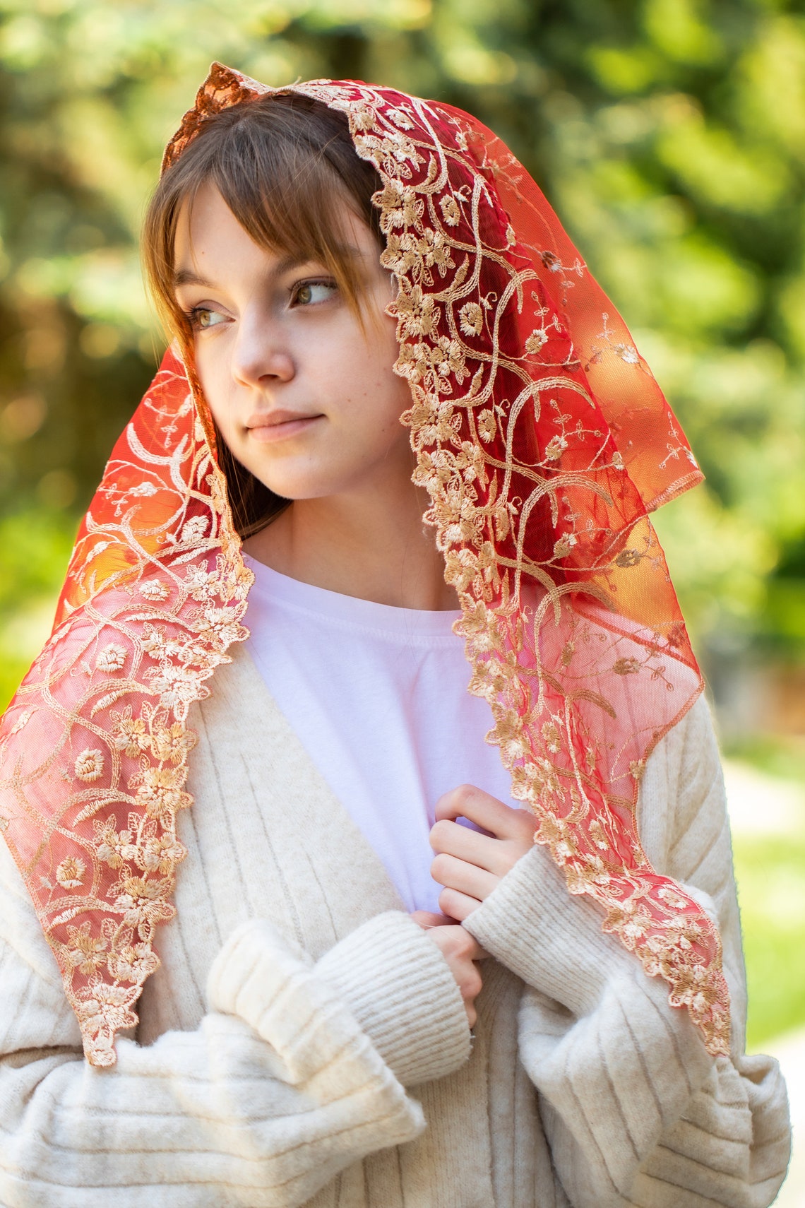 NEW! Gold triangle veil - MariaVeils