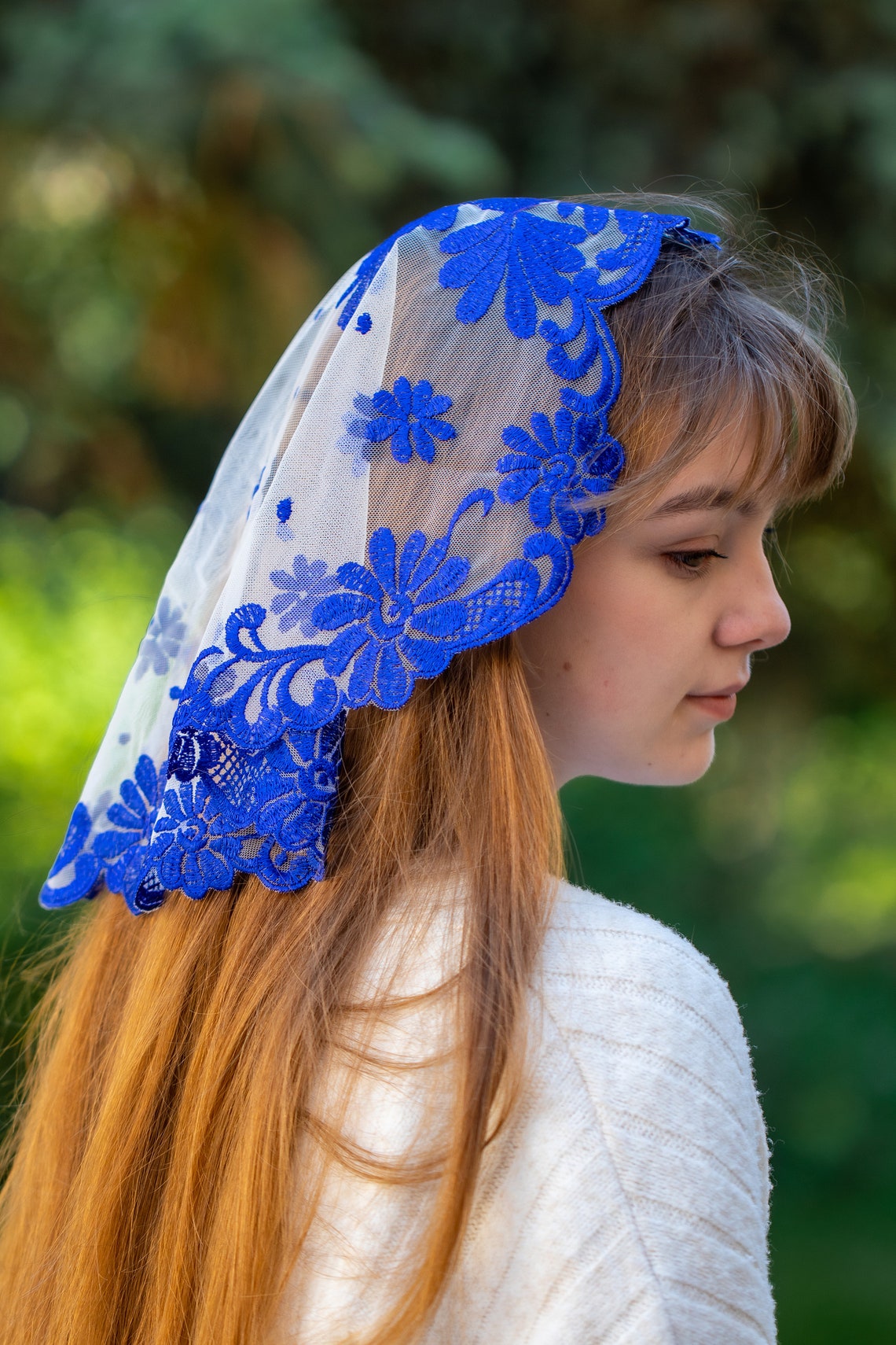 Short floral veil - MariaVeils
