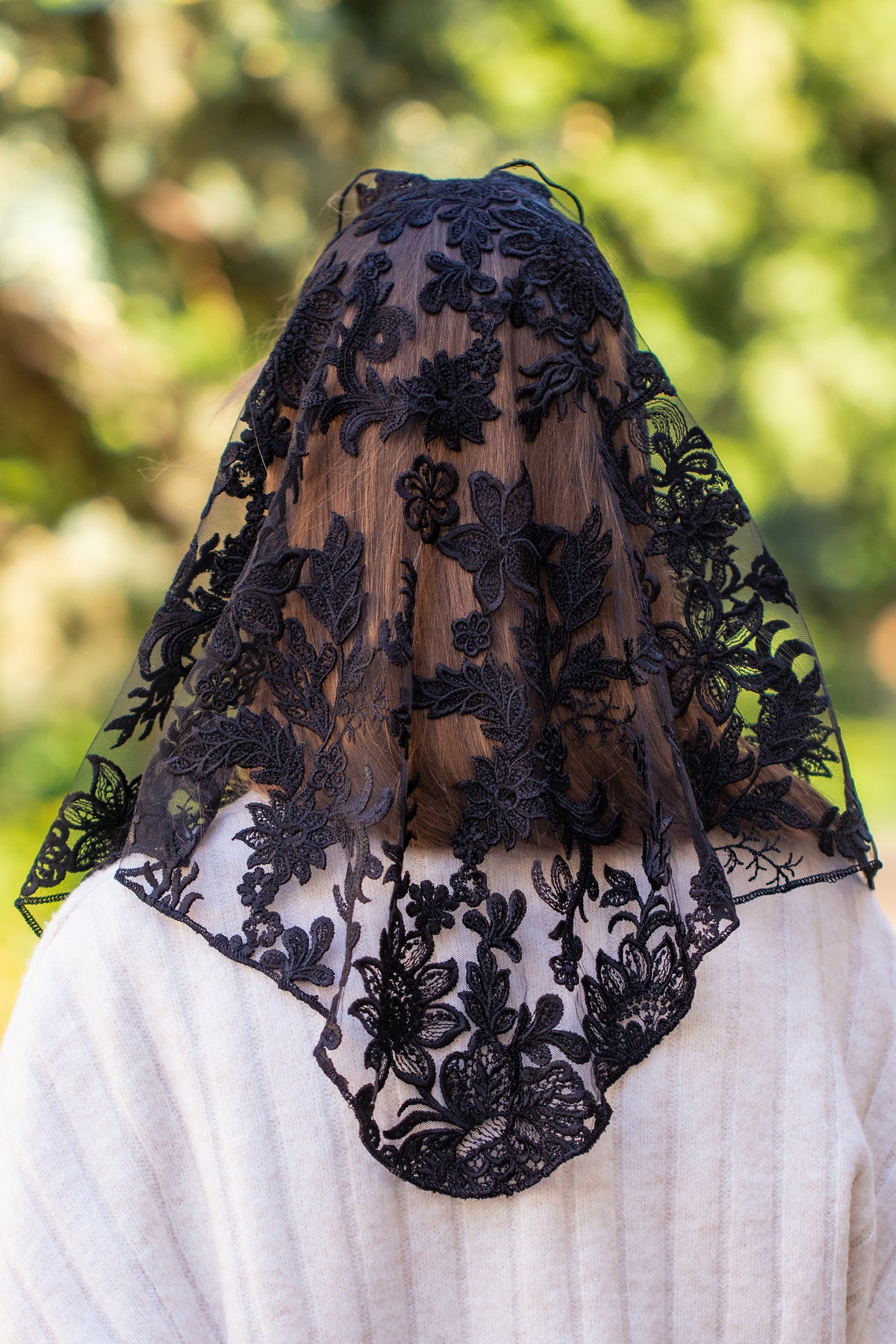 NEW!! Triangle black veil - MariaVeils
