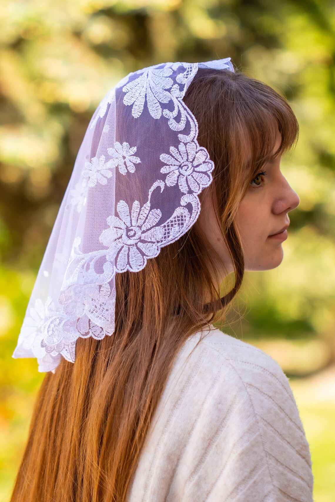 NEW!! Short floral veil - MariaVeils