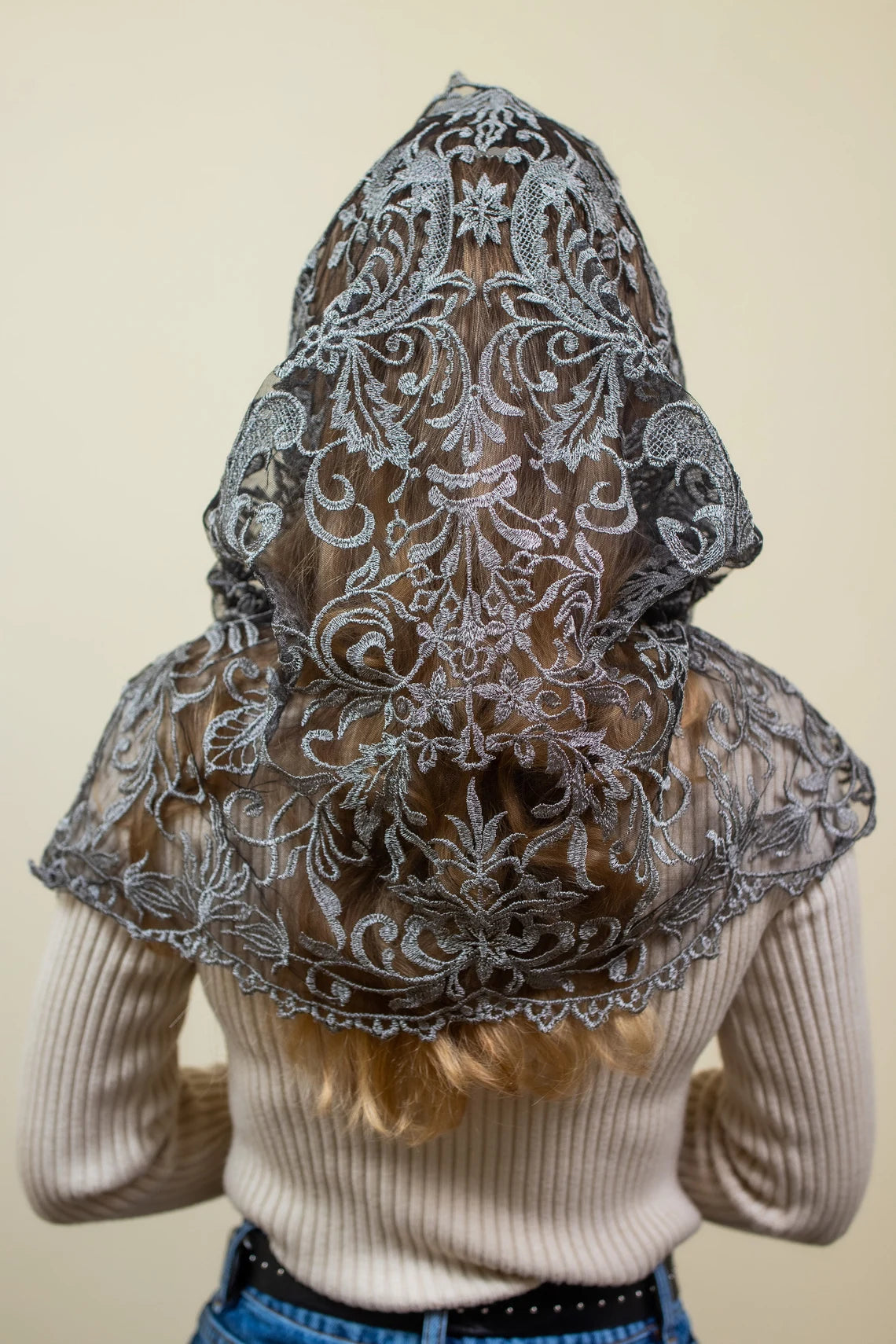 INFINITY GREY MANTILLA - MariaVeils