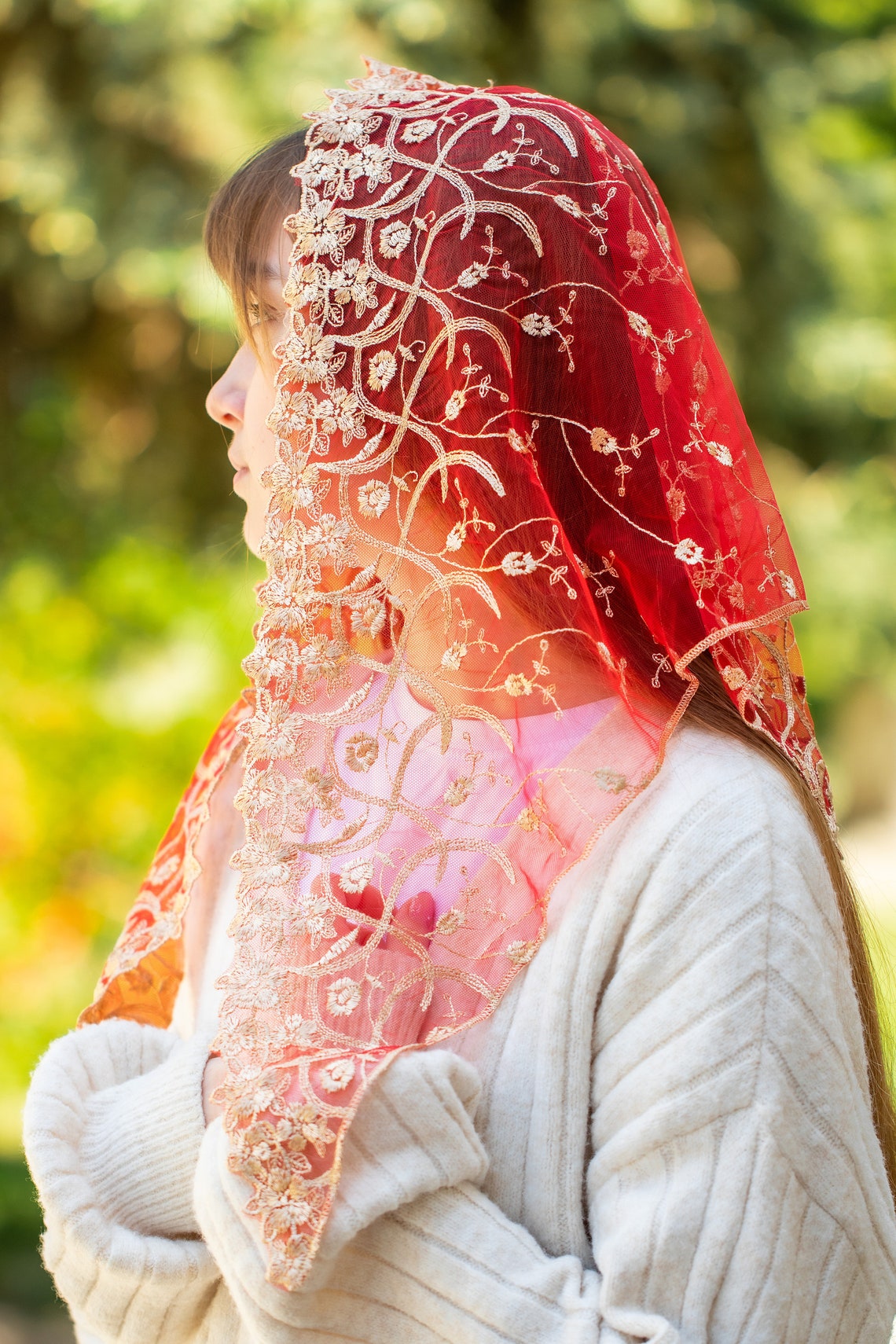 NEW! Gold triangle veil - MariaVeils