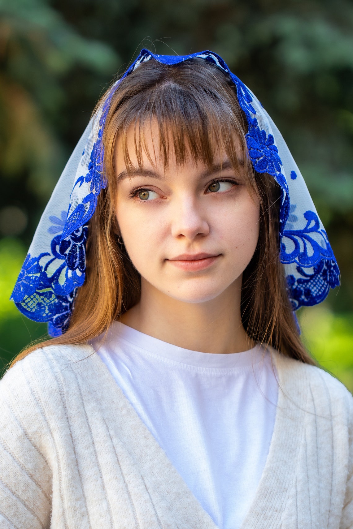 Short floral veil - MariaVeils