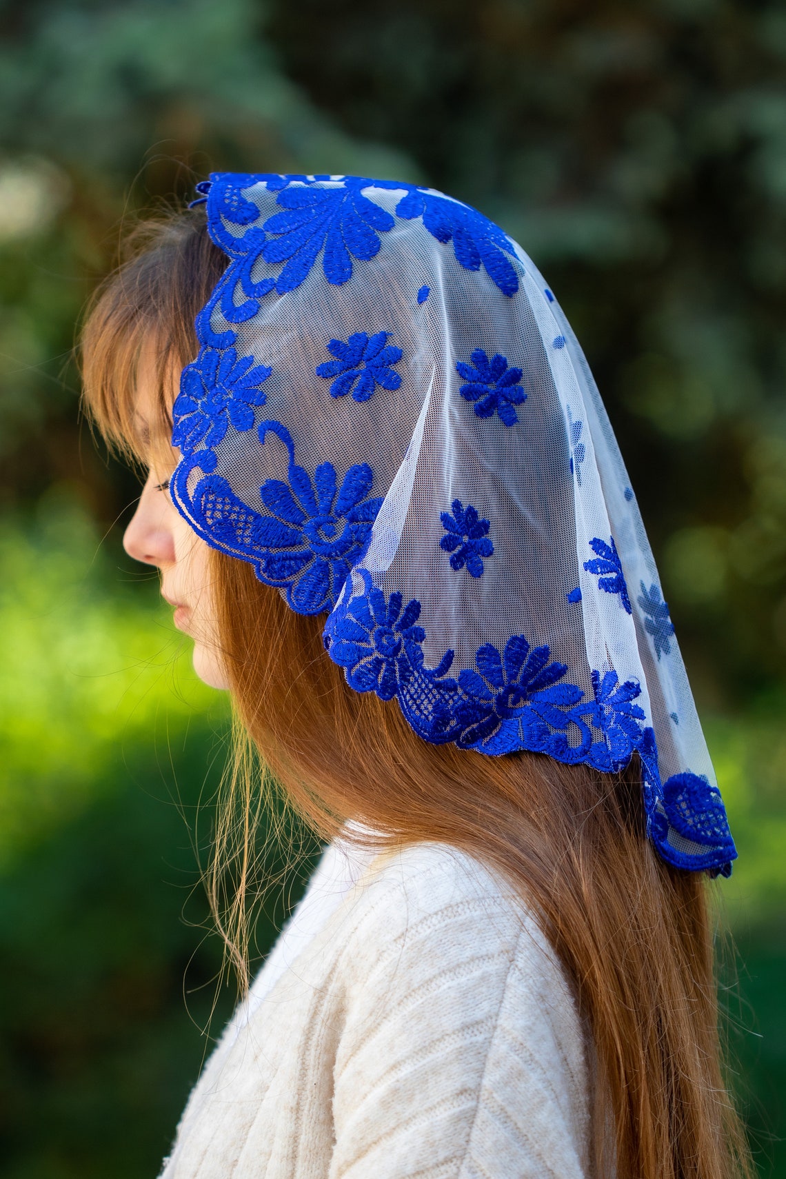 Short floral veil - MariaVeils