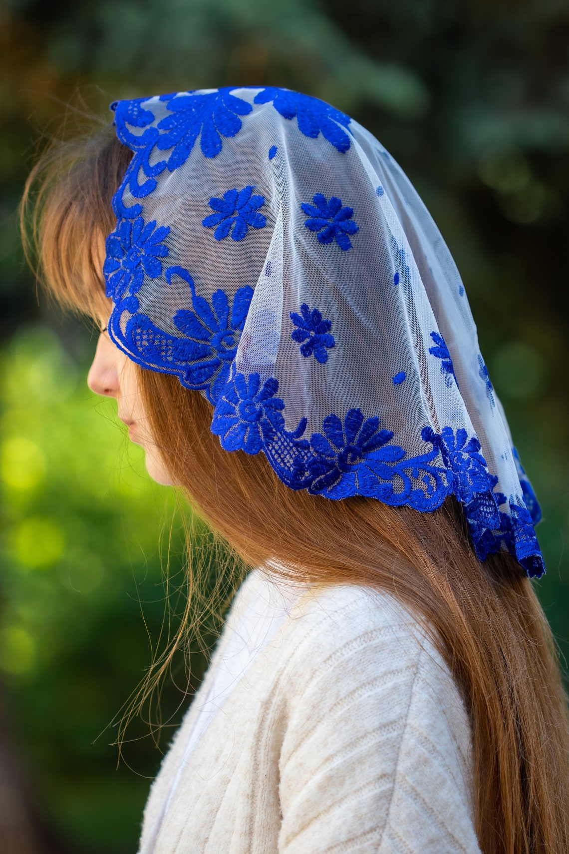 Short floral veil - MariaVeils