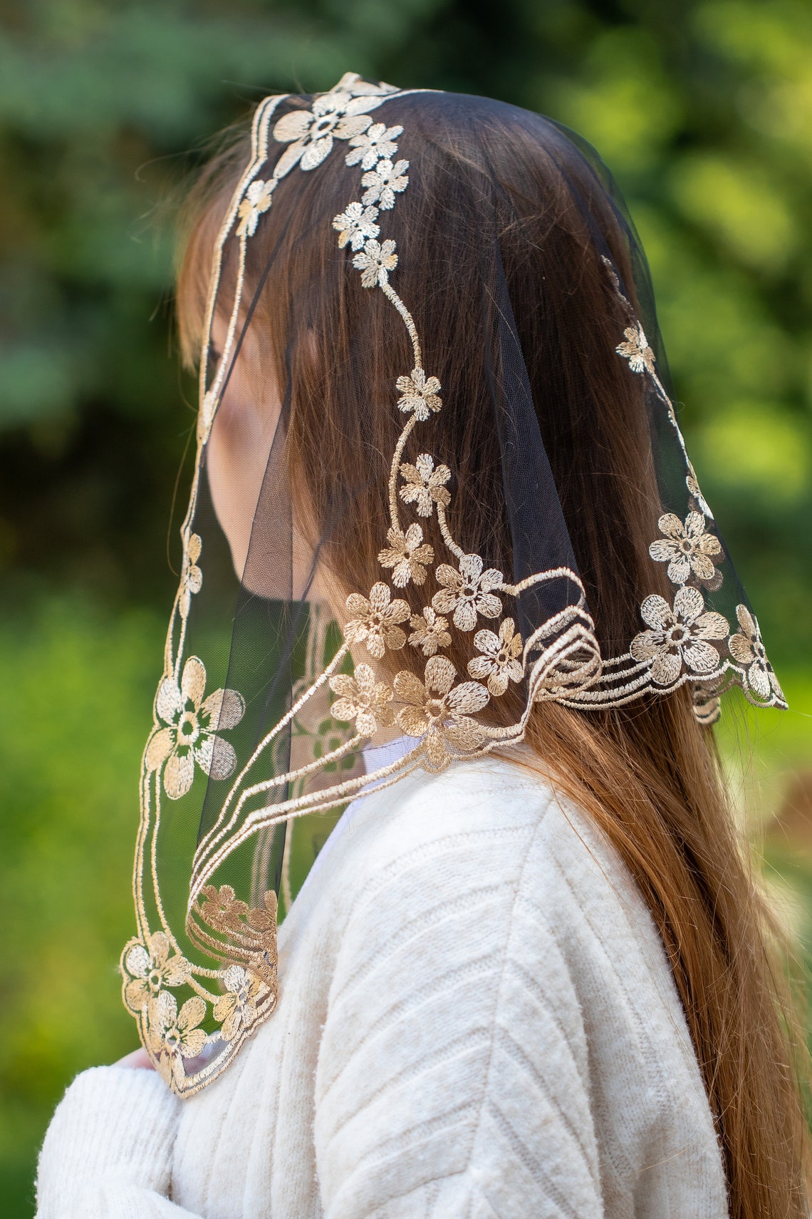 Gold floral veil - MariaVeils
