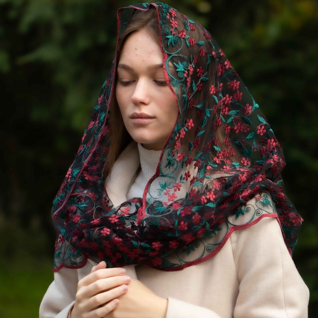 GREEN & BURGUNDY MANTILLA - MariaVeils