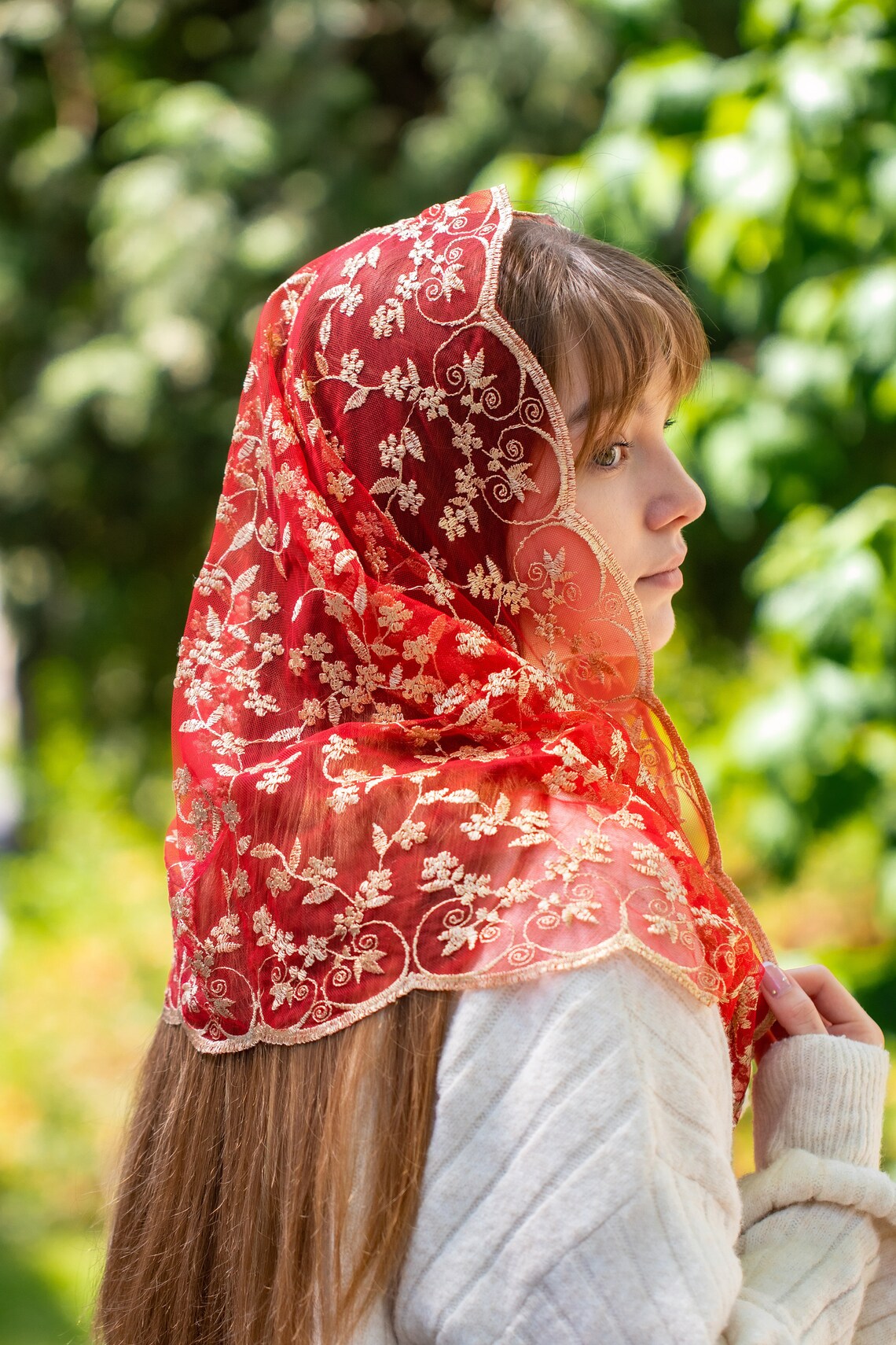GOLD & RED INFINITY VEIL - MariaVeils