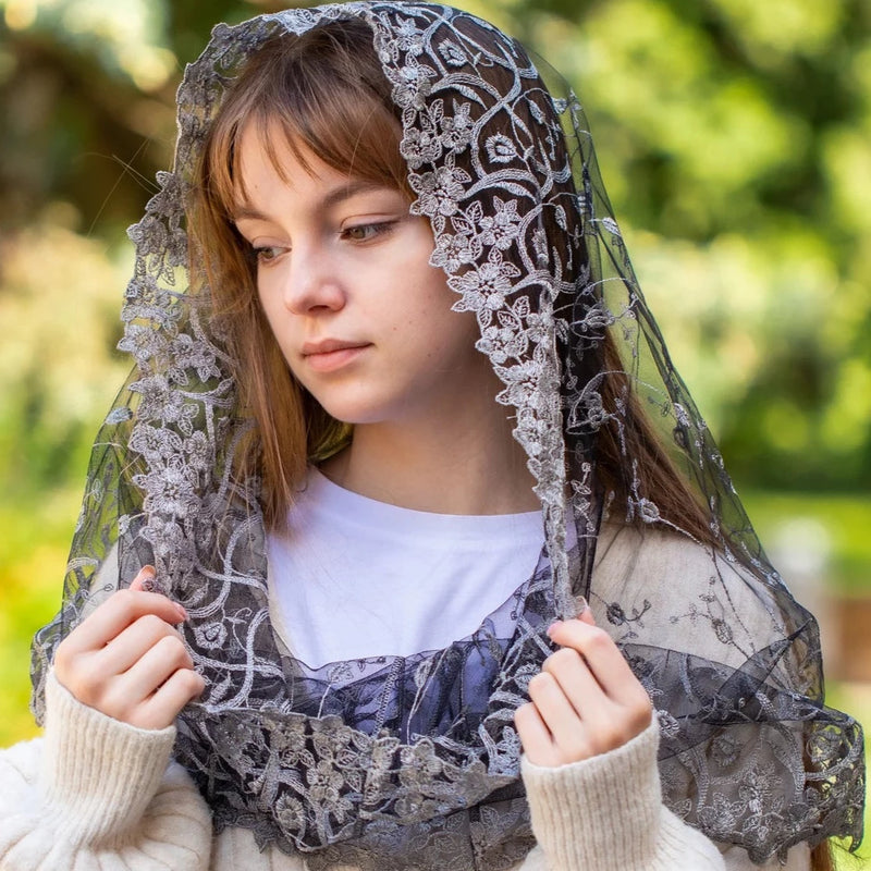 Grey Infinity Mantilla