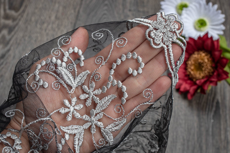 Grey lace chapel veil - Maria Veils