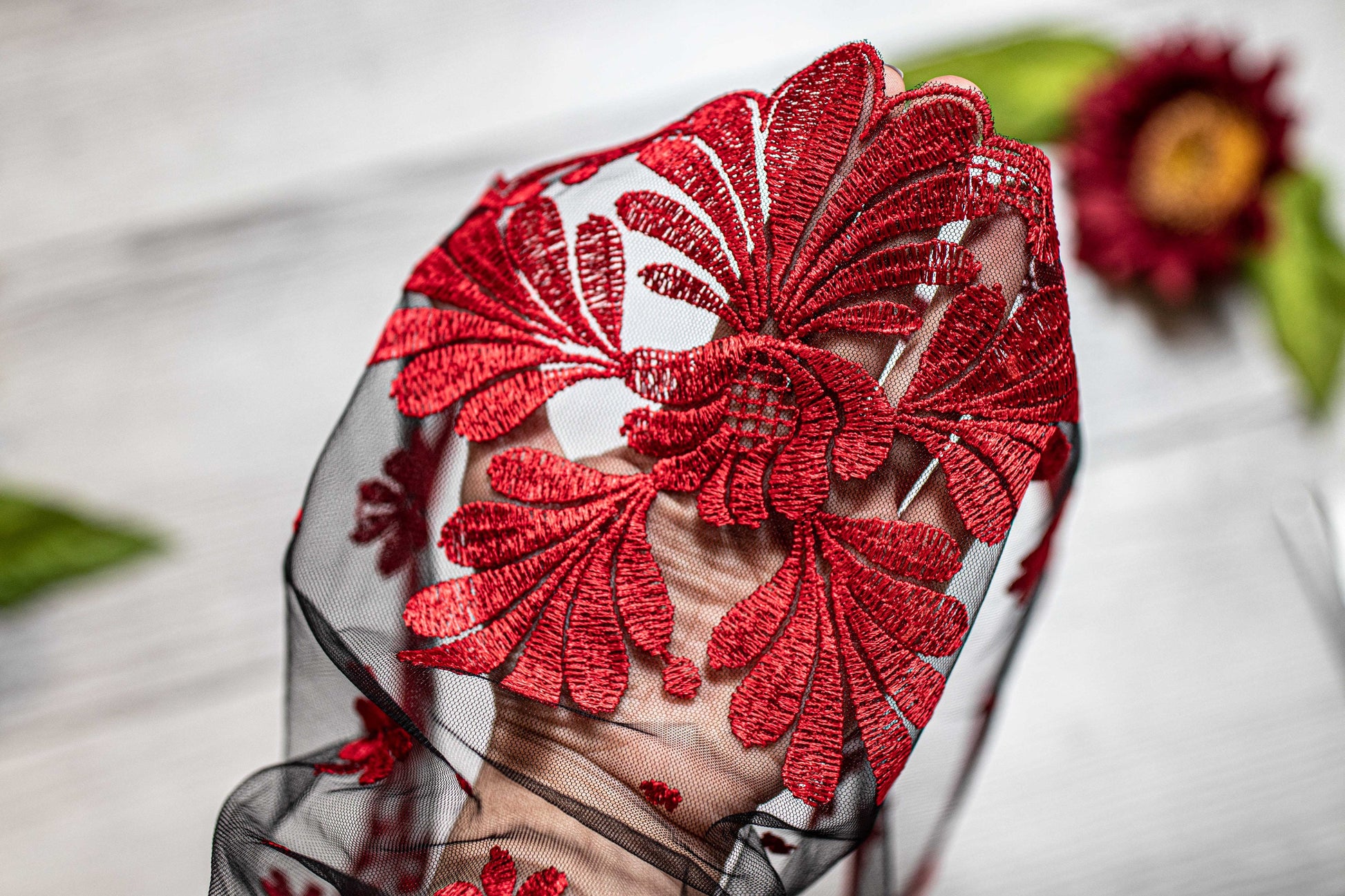 Red short round chapel veil - MariaVeils