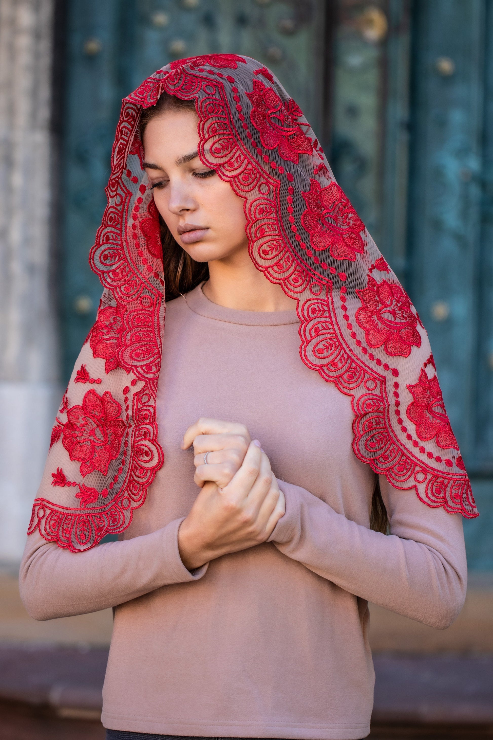 Lace chapel veil with red flowers - Maria Veils